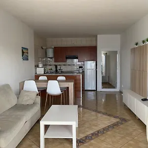 https://el-ancla-callao-salvaje.in-canary-islands.com